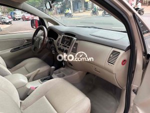 Toyota Innova  2013 Số tự động rất đẹp 2013 - innova 2013 Số tự động rất đẹp