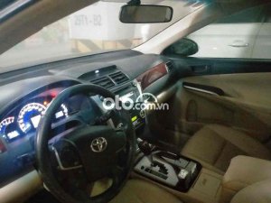 Toyota Camry bán xe  2.0E đời 2014 máy xăng số tự đông 2014 - bán xe camry 2.0E đời 2014 máy xăng số tự đông