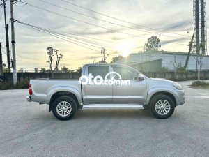 Toyota Hilux  2014 số sàn 1 cầu cực đẹp lốp theo xe 2014 - Hilux 2014 số sàn 1 cầu cực đẹp lốp theo xe