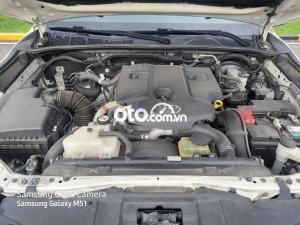 Toyota Fortuner   2.4G MT 2019 trắng số sàn máy dầu 2019 - Toyota Fortuner 2.4G MT 2019 trắng số sàn máy dầu