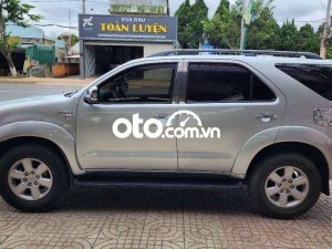 Toyota Fortuner   2010. 2 CẦU, MÁY XĂNG, SỐ TỰ ĐỘNG. 2010 - TOYOTA FORTUNER 2010. 2 CẦU, MÁY XĂNG, SỐ TỰ ĐỘNG.