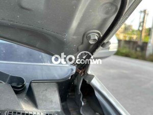 Toyota Hilux  2014 số sàn 1 cầu cực đẹp lốp theo xe 2014 - Hilux 2014 số sàn 1 cầu cực đẹp lốp theo xe