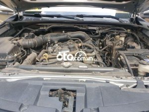 Toyota Fortuner Xe  2017 số tự động màu bạc nhập Indo 2017 - Xe Fortuner 2017 số tự động màu bạc nhập Indo