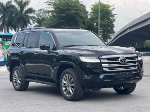 Toyota Land Cruiser LC300 2023 - Bán Toyota Land Cruiser 3.5 màu đen/ kem, sản xuất 2023, xe giao ngay.