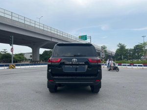 Toyota Land Cruiser LC300 2023 - Bán Toyota Land Cruiser 3.5 màu đen/ kem, sản xuất 2023, xe giao ngay.