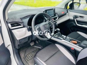 Toyota Veloz   2022 CVT Trắng Odo: 8.000km Giá chào: 2022 - Toyota Veloz 2022 CVT Trắng Odo: 8.000km Giá chào: