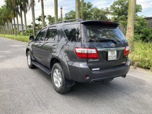Toyota Fortuner 2011 - Máy xăng 2.7 số tự động 2 cầu nguyên bản chất lượng tuyệt vời.