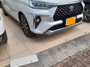 Toyota Veloz 2022 - Xe cá nhân 1 chủ từ mới
