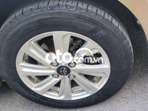 Toyota Vios bác Hiệu bộ đội cần bán xe  . 2017 - bác Hiệu bộ đội cần bán xe vios .