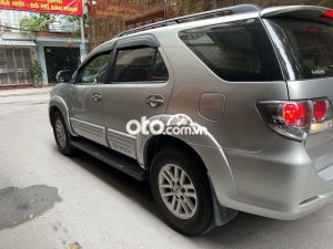 Toyota Fortuner   2013 màu bạc biển Hà Nội. 2013 - Toyota Fortuner 2013 màu bạc biển Hà Nội.