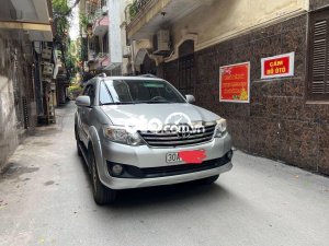 Toyota Fortuner   2013 màu bạc biển Hà Nội. 2013 - Toyota Fortuner 2013 màu bạc biển Hà Nội.