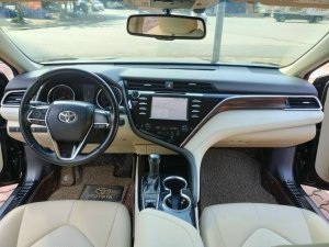 Toyota Camry 2020 - Nhập Thái Lan