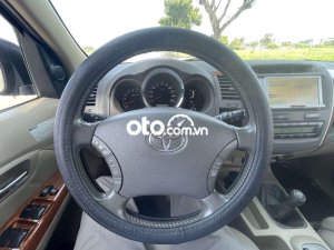 Toyota Fortuner Cần bán   máy xăng số tự động 2011 - Cần bán Toyota fortuner máy xăng số tự động