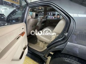 Toyota Fortuner Cần bán   máy xăng số tự động 2011 - Cần bán Toyota fortuner máy xăng số tự động