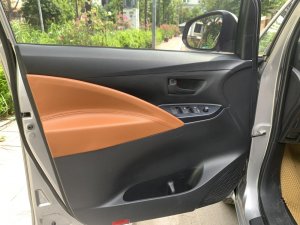 Toyota Innova 2018 - Cam kết pháp lí xe rõ ràng không tranh chấp, kiện tụng đủ điều kiện sang tên đổi biển.. Bằng văn bản