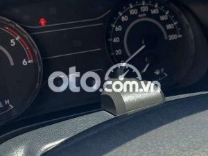 Toyota Hilux  nhập Thái Lan 8 túi khí 2019 - Hilux nhập Thái Lan 8 túi khí