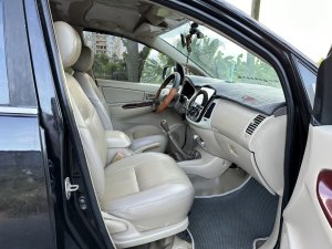 Toyota Innova 2006 - Mẫu xe 7 chỗ lành ít hỏng vặt cho các bác khởi nghiệp
