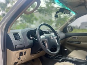 Toyota Fortuner 2015 - Giá 460tr