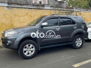 Toyota Fortuner Fotuner 2011 số sàn máy dầu 2011 - Fotuner 2011 số sàn máy dầu