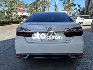 Toyota Camry cần bán   2018 xe gia đình 2.0 2018 - cần bán toyota camry 2018 xe gia đình 2.0