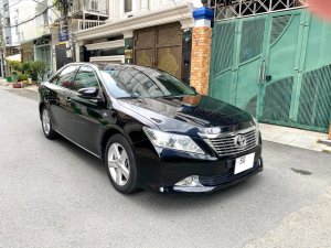 Toyota Camry 2.4G 2013 - Cần bán xe Toyota Camry 2014, bản 2.5G màu đen.