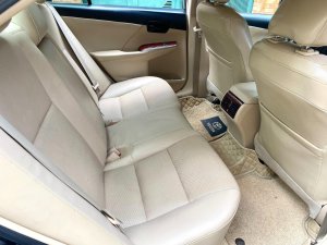Toyota Camry 2.4G 2013 - Cần bán xe Toyota Camry 2014, bản 2.5G màu đen.
