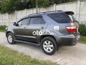 Toyota Fortuner gđ cần bán xe fotune 2009 máy dầu số sàn 2009 - gđ cần bán xe fotune 2009 máy dầu số sàn