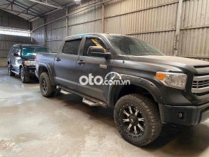 Toyota Tundra tôi bán xe  2015 màu đen 2015 - tôi bán xe tundra 2015 màu đen