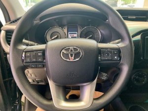 Toyota Hilux Hilux 2.4AT 2023 - Chỉ827Tr bạn có ngay xe Hilux huyền thoại 