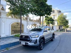 Toyota Hilux Ban  full đồ chơi 2021 - Ban hilux full đồ chơi