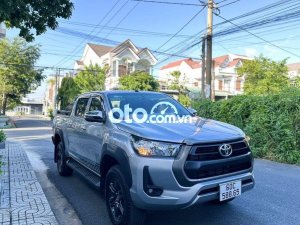 Toyota Hilux Ban  full đồ chơi 2021 - Ban hilux full đồ chơi