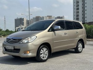 Toyota Innova 2011 - Nội thất bọc da cao cấp