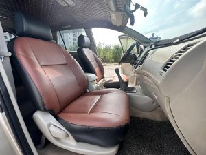 Toyota Innova 2011 - Nội thất bọc da cao cấp