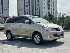 Toyota Innova 2011 - Nội thất bọc da cao cấp