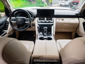 Toyota Land Cruiser 2021 - Tên cá nhân - biển Tp