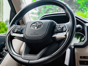 Toyota Land Cruiser 2021 - Tên cá nhân - biển Tp