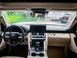 Toyota Land Cruiser 2021 - Tên cá nhân - biển Tp