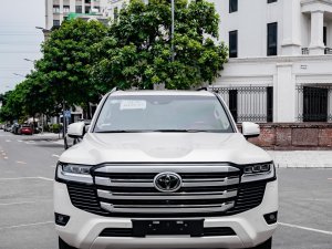 Toyota Land Cruiser 2021 - Tên cá nhân - biển Tp