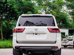 Toyota Land Cruiser 2021 - Tên cá nhân - biển Tp