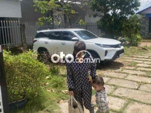 Toyota Fortuner cần bán fotuner legender 2022 2022 - cần bán fotuner legender 2022