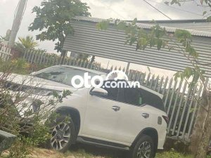 Toyota Fortuner cần bán fotuner legender 2022 2022 - cần bán fotuner legender 2022