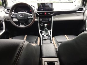 Toyota Veloz Cross 2022 - Màu trắng đẹp, full option, xe nhập Indo