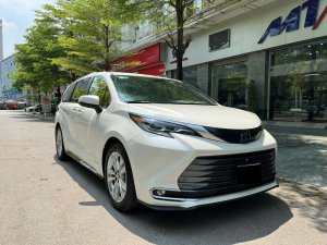 Toyota Sienna 2021 - Tên cá nhân - biển TP