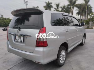 Toyota Innova  MT sản E xe gia đình sin không dịch vụ 2013 - Innova MT sản E xe gia đình sin không dịch vụ