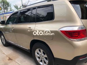 Toyota Highlander cần bán xe - HlGHLANDER đời 2010 2010 - cần bán xe Toyota- HlGHLANDER đời 2010