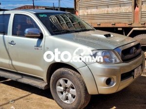 Toyota Hilux Cần bán xe  nhiw hình 2011 - Cần bán xe hilux nhiw hình
