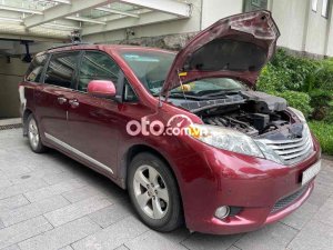 Toyota Sienna  đỏ quá là êm , máy móc zin , 2011 form đẹp 2011 - Sienna đỏ quá là êm , máy móc zin , 2011 form đẹp