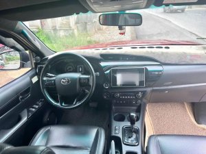 Toyota Hilux 2018 - Xe đẹp máy móc keo chỉ gầm bệ nguyên bản