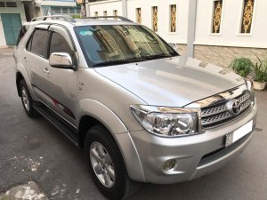 Toyota 4 Runner 2.5G 4x2 2011 - Cần bán xe Toyota 4 Runner 2.5G 4x2 2011, màu bạc, 436 triệu