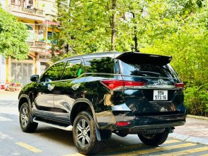 Toyota Fortuner 2022 - Số tự động